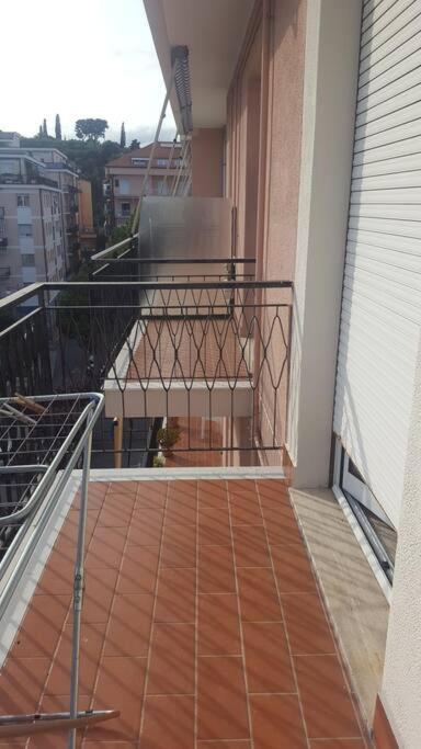 Albenga Sul Mare Famiglie Ed Amici Fino 10 Posti 아파트 외부 사진